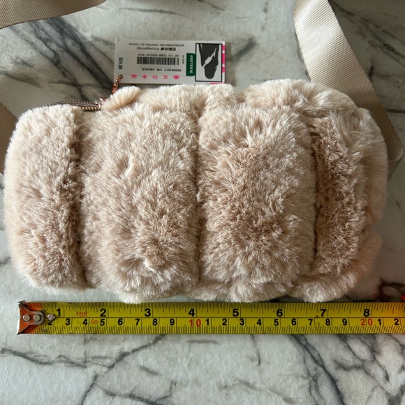 My Tagalongs Phone Sling Crossbody - Picture 6 of 7